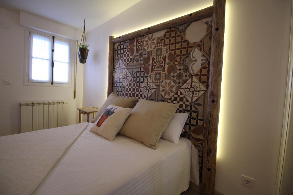 Pension Las Casitas De Santander Auto Check Exteriér fotografie